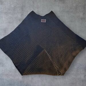 Love Your Melon 100% Cotton Slate Grey Cableknit Pullover/Poncho EUC